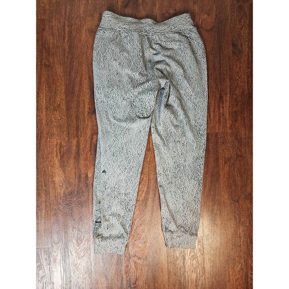 Lululemon Ready to Rulu Pant in Running Luon Spray Jacquard White Black Size 8 - Picture 11 of 12